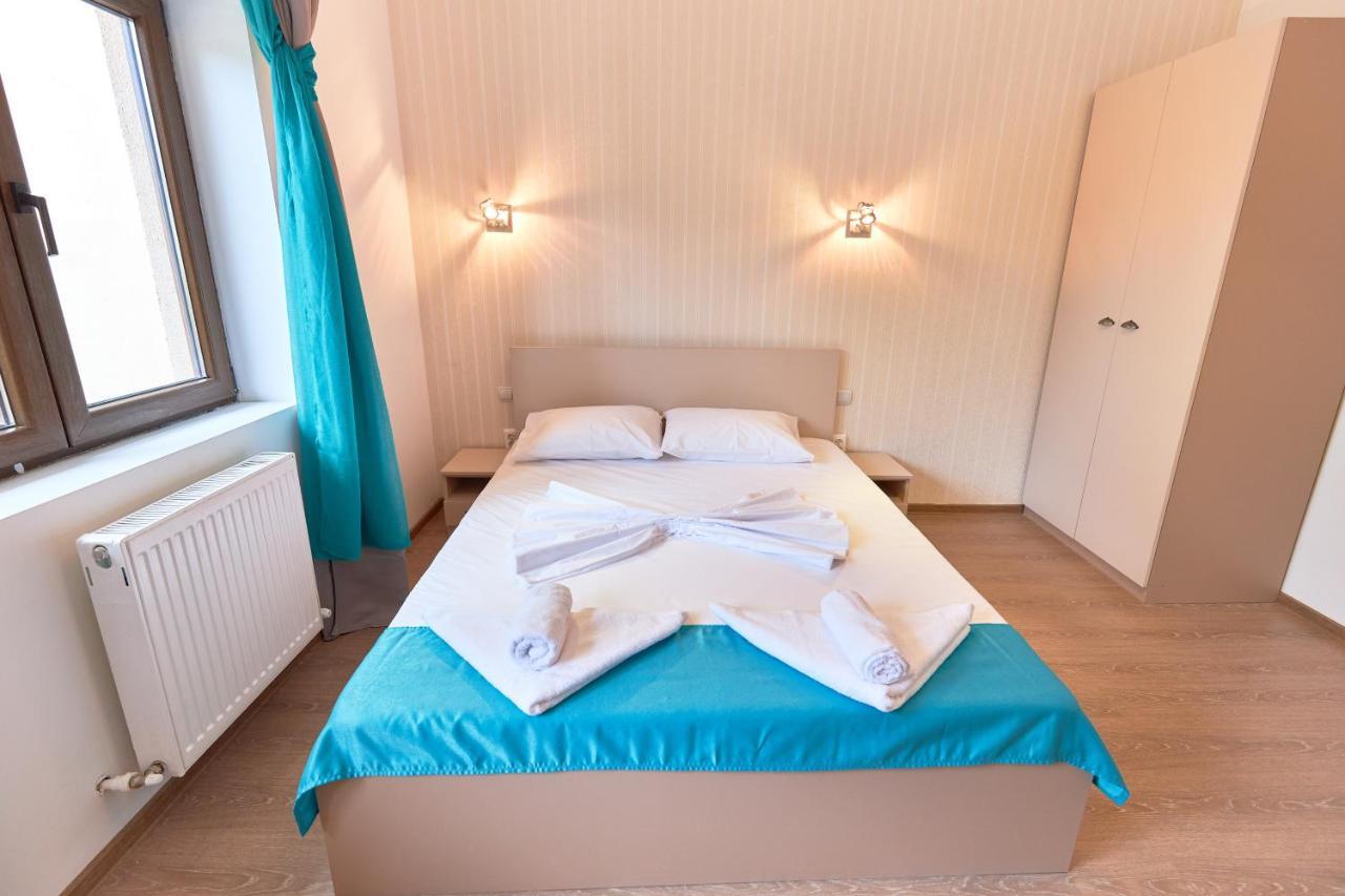 Stanford Aparthotel Gara De Nord Boekarest Buitenkant foto
