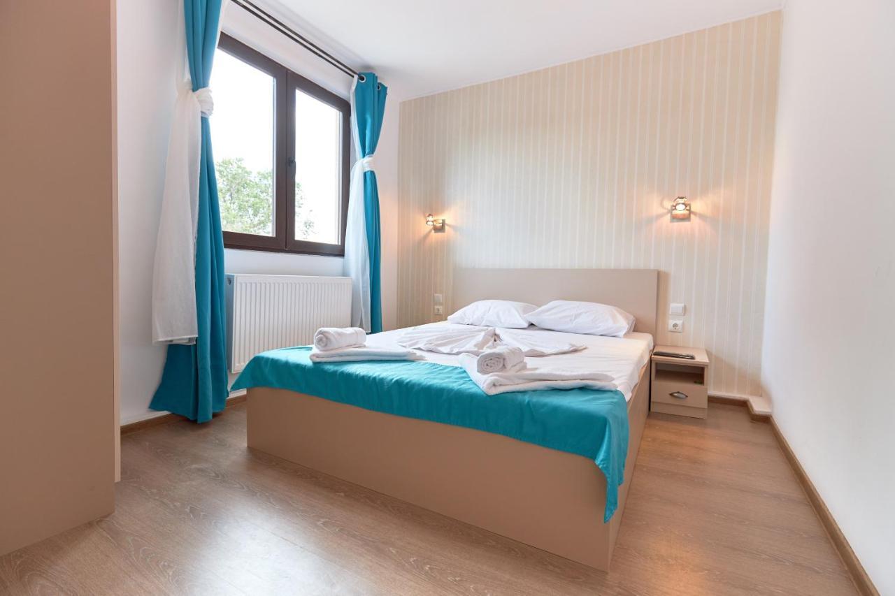 Stanford Aparthotel Gara De Nord Boekarest Buitenkant foto