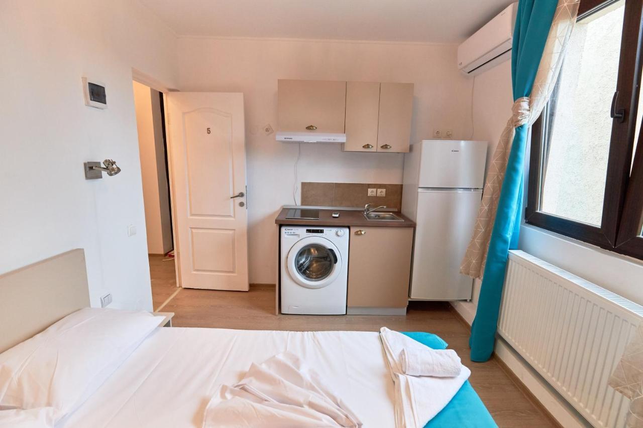 Stanford Aparthotel Gara De Nord Boekarest Buitenkant foto