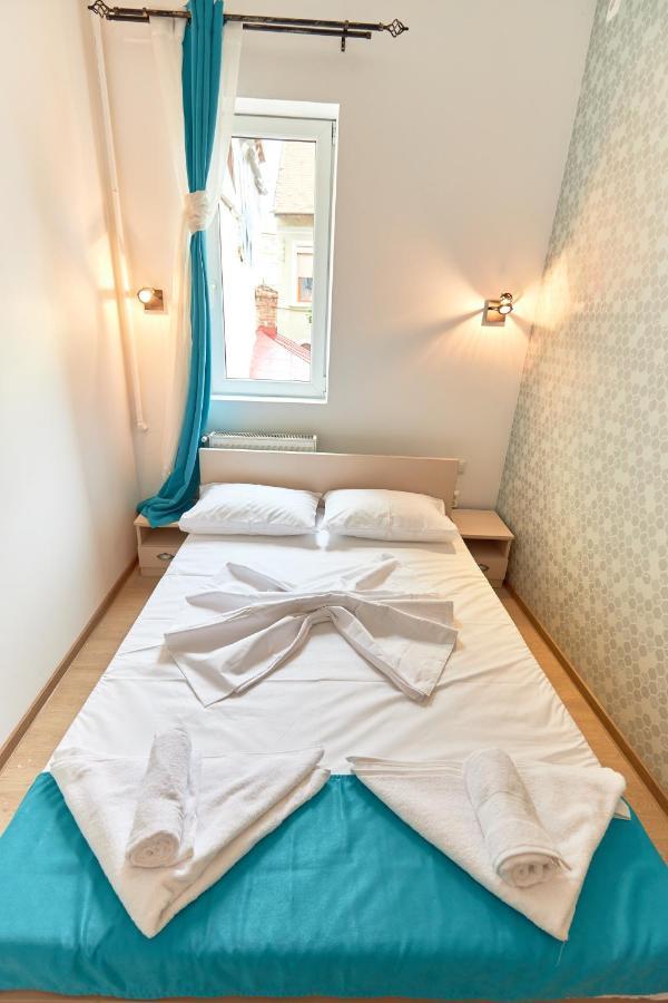 Stanford Aparthotel Gara De Nord Boekarest Buitenkant foto