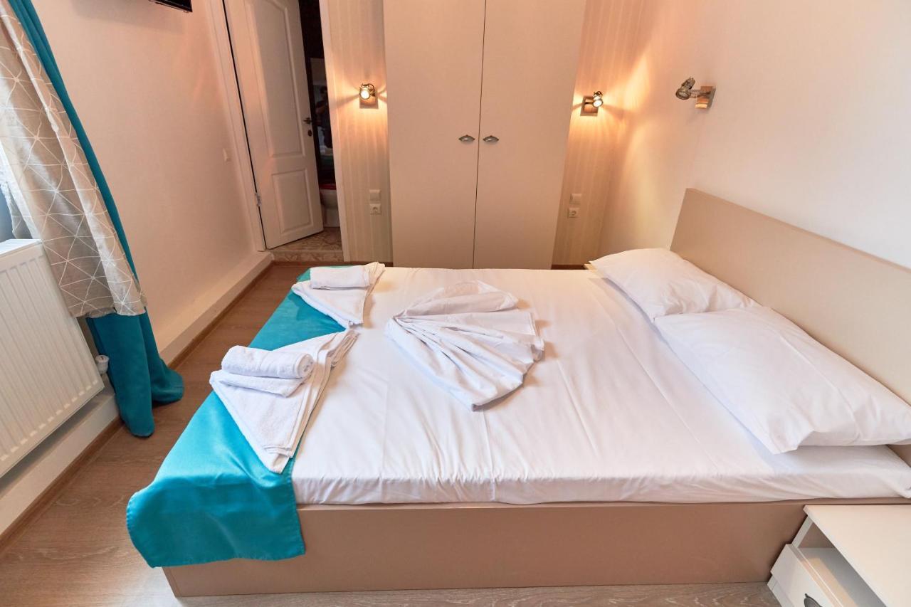 Stanford Aparthotel Gara De Nord Boekarest Buitenkant foto